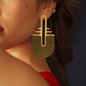 Colección Amuya . Een project van Craft, Sieradenontwerp, Productontwerp y Modefotografie van VATTEA - 24.04.2021
